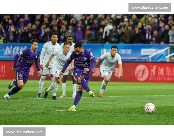申花战重庆当代激战正酣 新赛季中超焦点对决引发热议