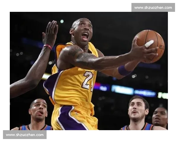 科比领衔湖人鏖战勇士经典对决重燃西部篮球荣光时代记忆与热血传奇之夜